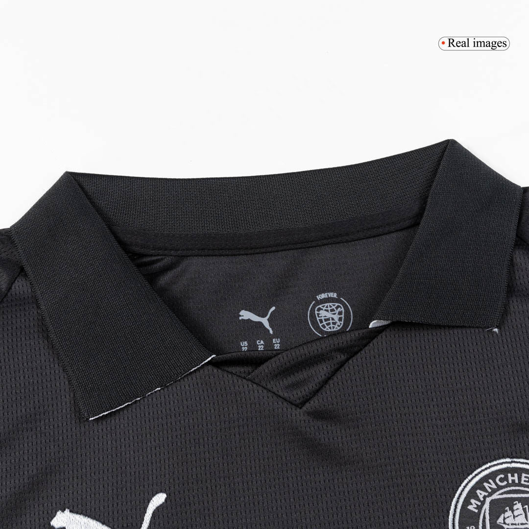 Manchester City
Fora
Camisas Infantis
Conjunto 2025/26
Preto