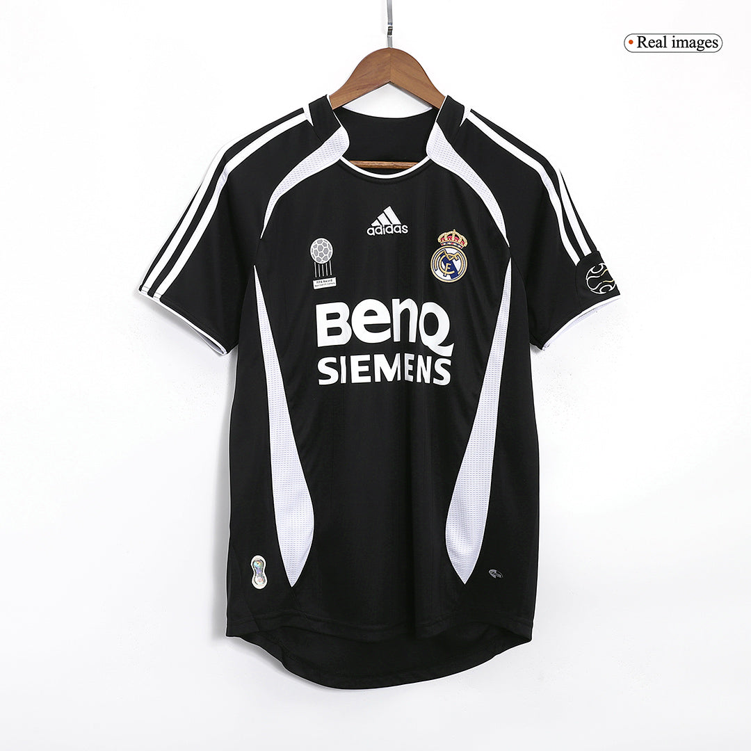 Camisola Retro Real Madrid SERGIO RAMOS #4 Fora 2006/07