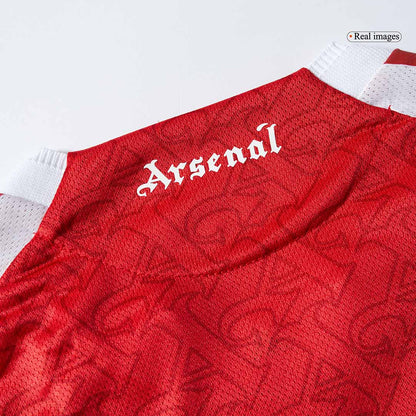 Jogador SALIBA #2 Arsenal Casa Futebol Camisas 2025/26 Vermelho