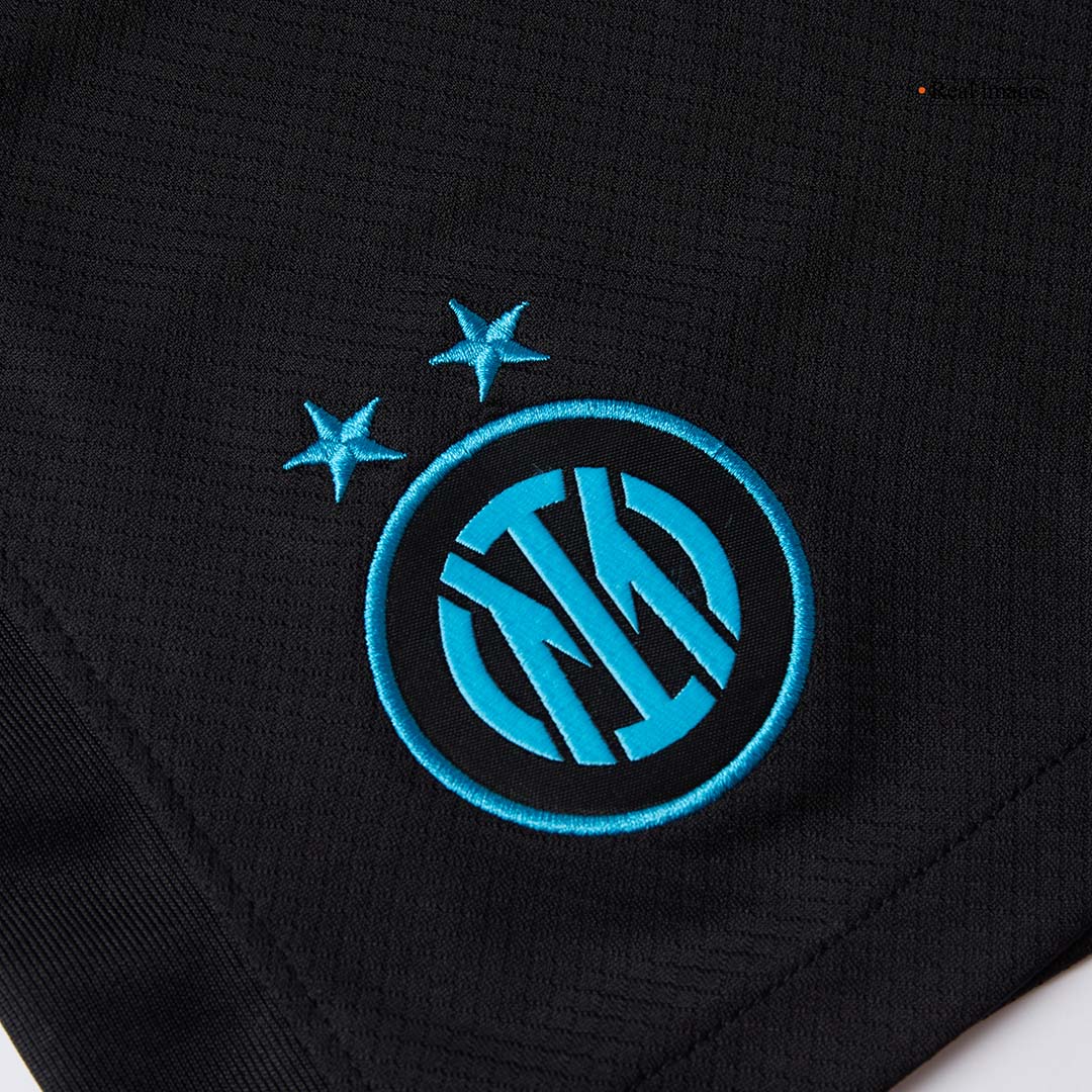 Inter Milan 
Casa 
 Camisa 
Conjunto (Camisa + Calções + Meias) 
2025/26