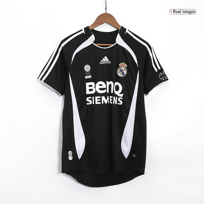 Camisola Retro Real Madrid SERGIO RAMOS #4 Fora 2006/07