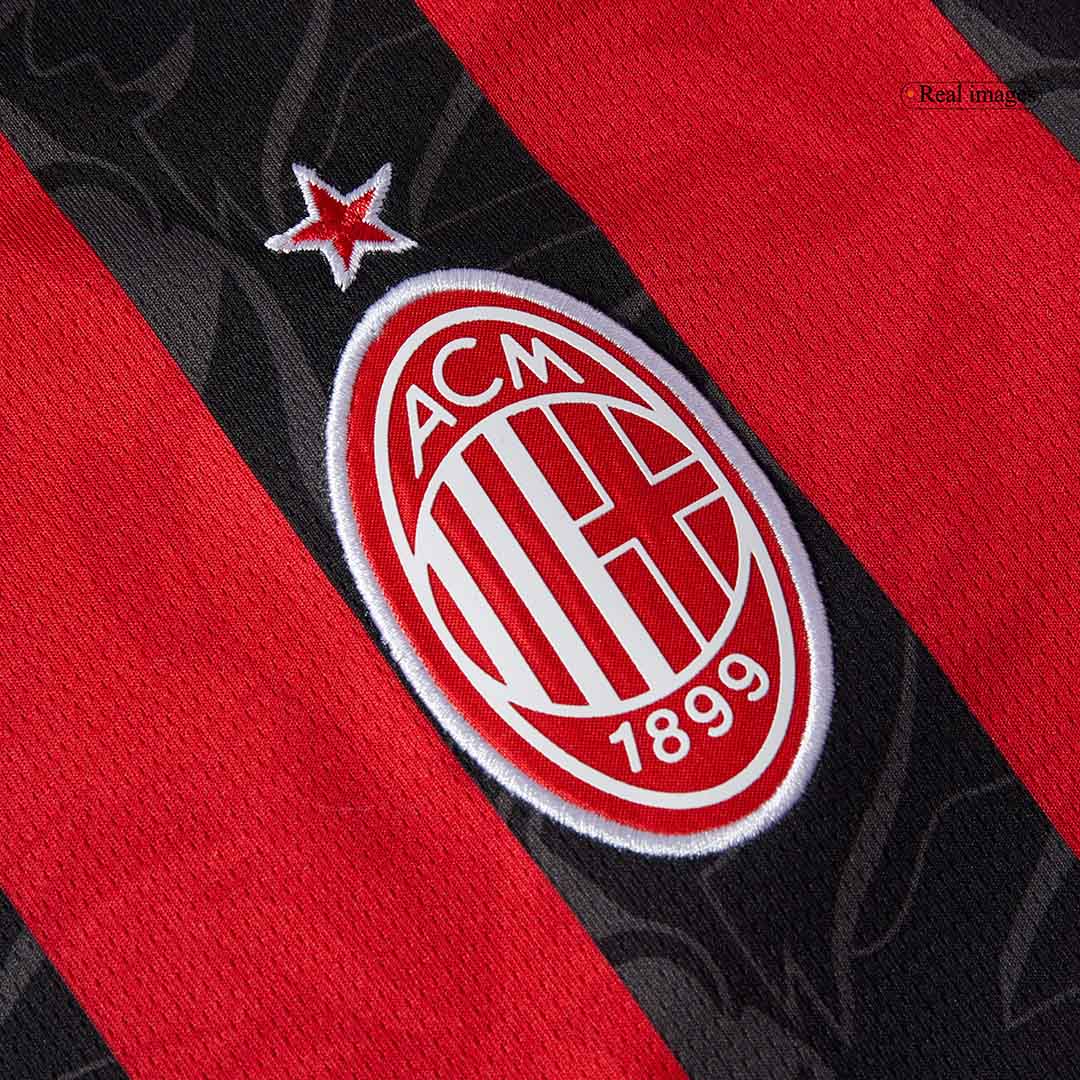 AC Milan 
Casa 
 Camisa 
Conjunto (Camisa + Calções + Meias) 
2025/26