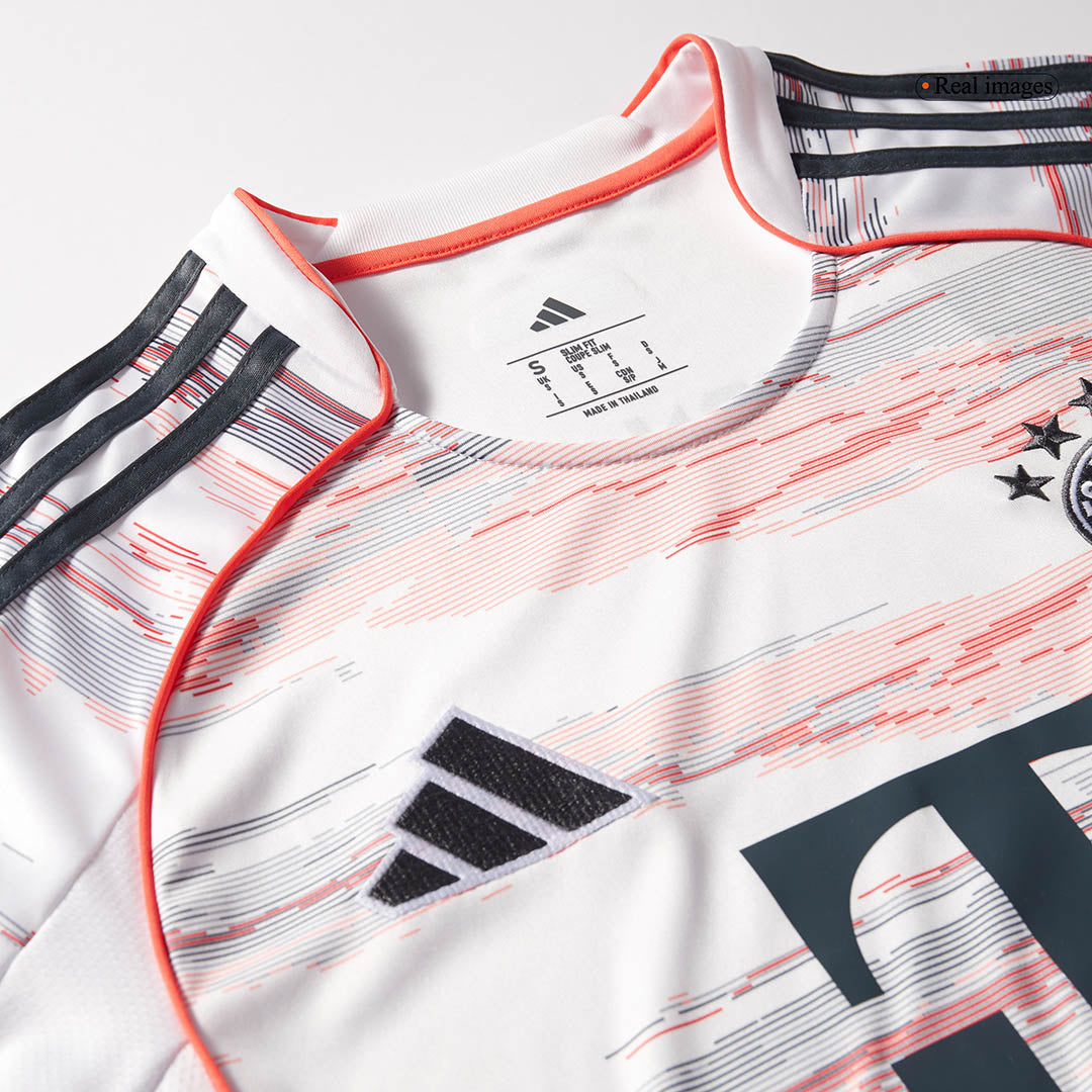 OLISE #17 Bayern Munich Fora Camisa 2025/26 Branco