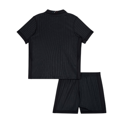 PSG Infantil 
 Quarta Futebol Camisa Conjunto (Camisa+Shorts) 2025/26 Preto