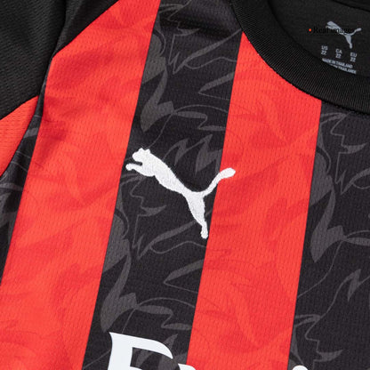 AC Milan 
Casa 
Camisas Infantis 
Conjunto 2025/26