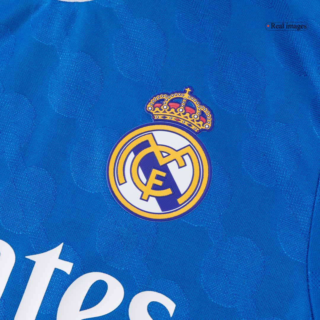 Jogador CAMAVINGA #6 Real Madrid Fora Terceira Futebol Camisas 2025/26 Azul