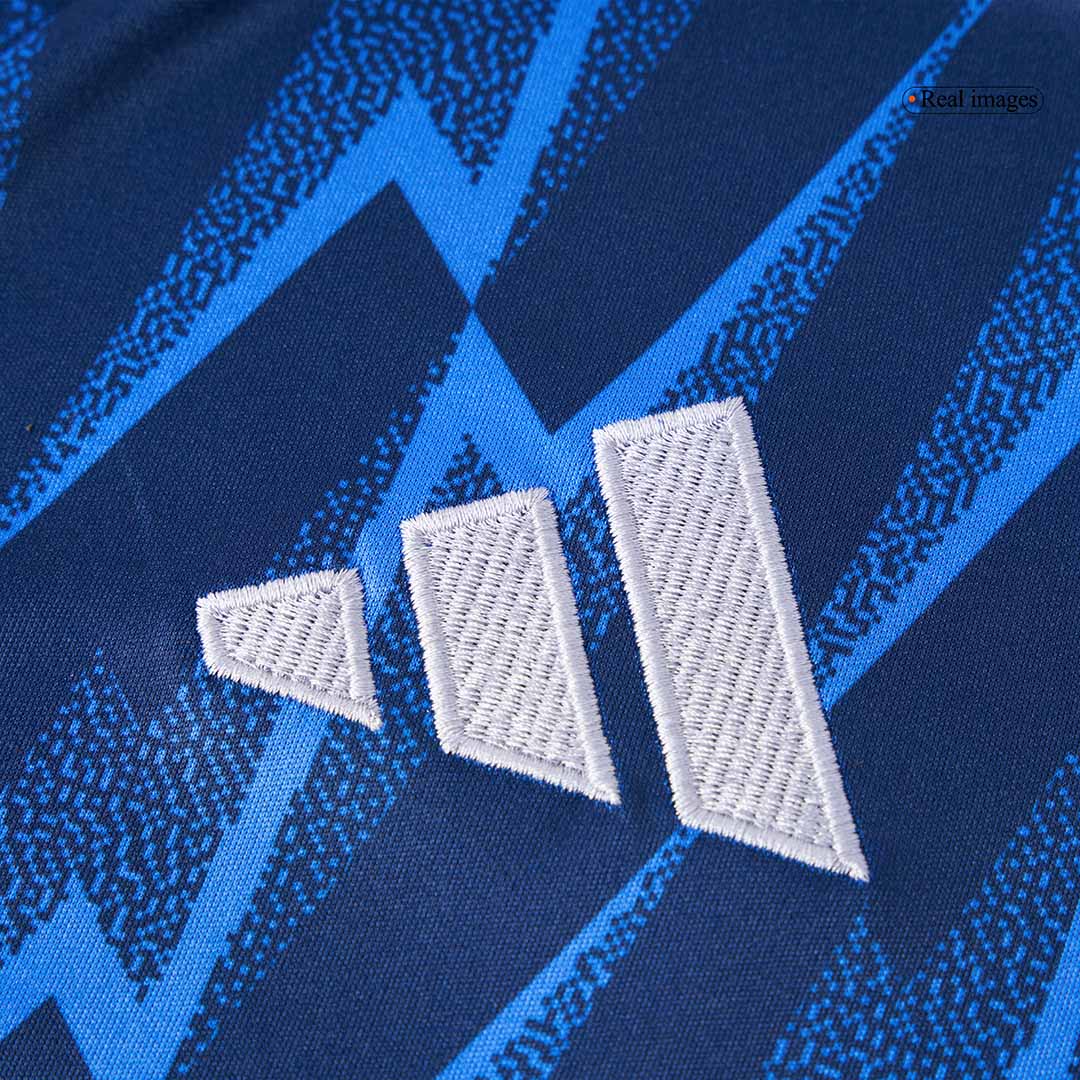 Arsenal 
 Fora Camisa Conjunto(Camisa+Calções+Meias) 2025/26 Azul