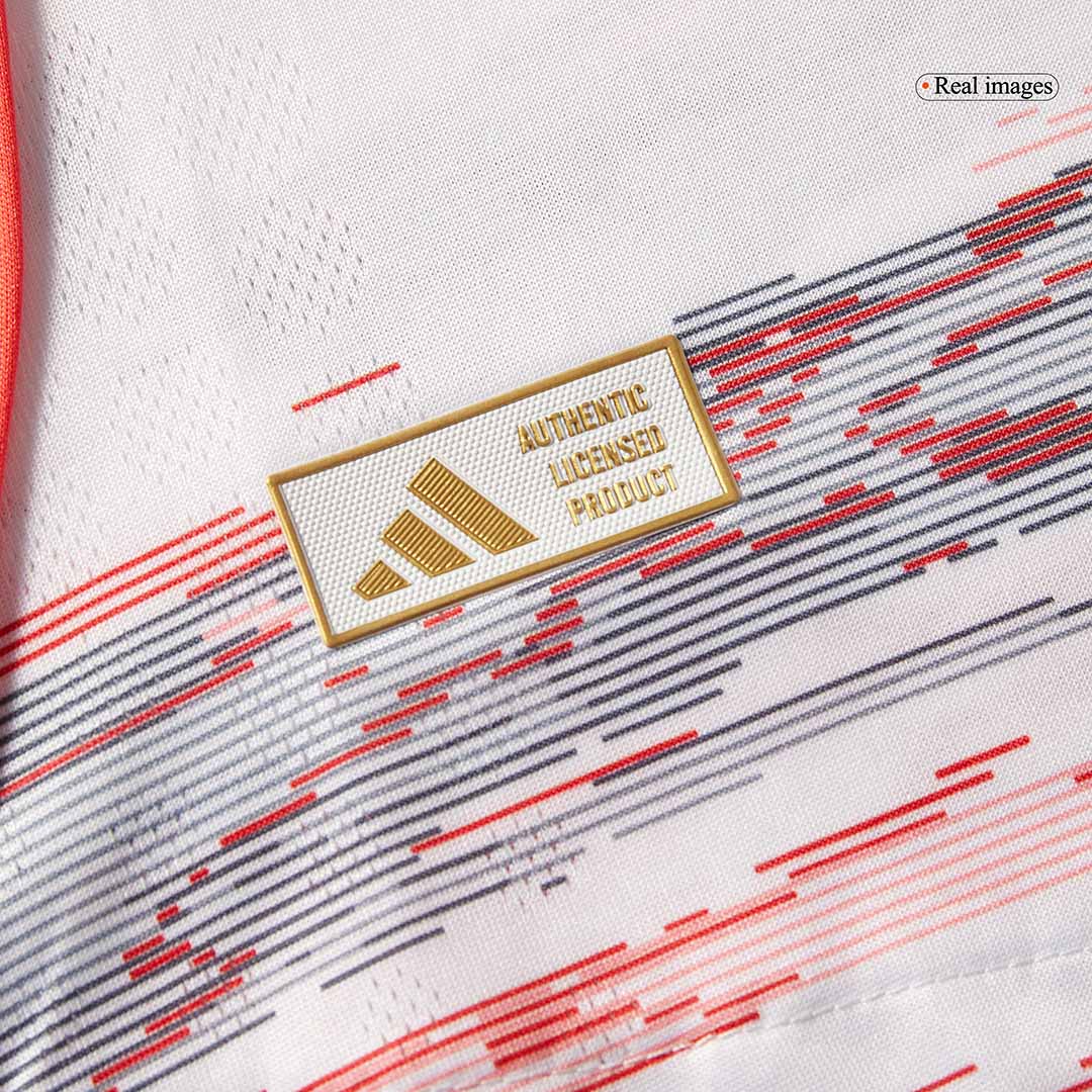 Jogador OLISE #17 Bayern Munich Fora Futebol Camisas 2025/26 Branco