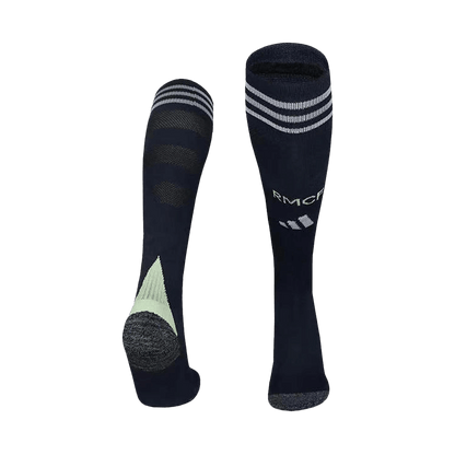 Real Madrid 
 Fora 
 Camisa 
Conjunto (Camisa + Calções + Meias) 
2025/26