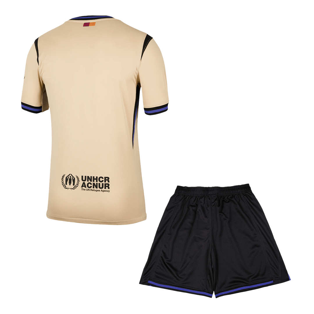 Barcelona 
 Fora 
 Camisa 
 Conjunto (Camisa + Calções) 
2025/26