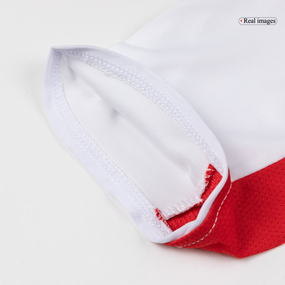 Benfica Infantil 
 Fora Terceira Futebol Camisa 2025/26 Branco