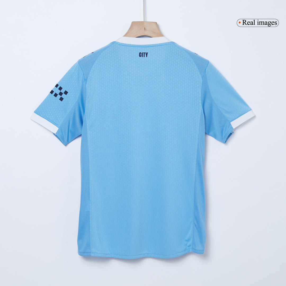 Jogador REIJNDERS #4 Manchester City Casa Futebol Camisas 2025/26 Azul